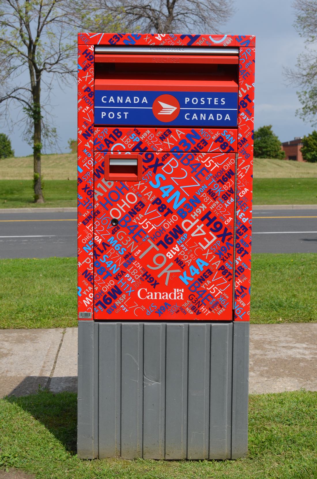 A Canada Post mailbox in Markham, Ontario